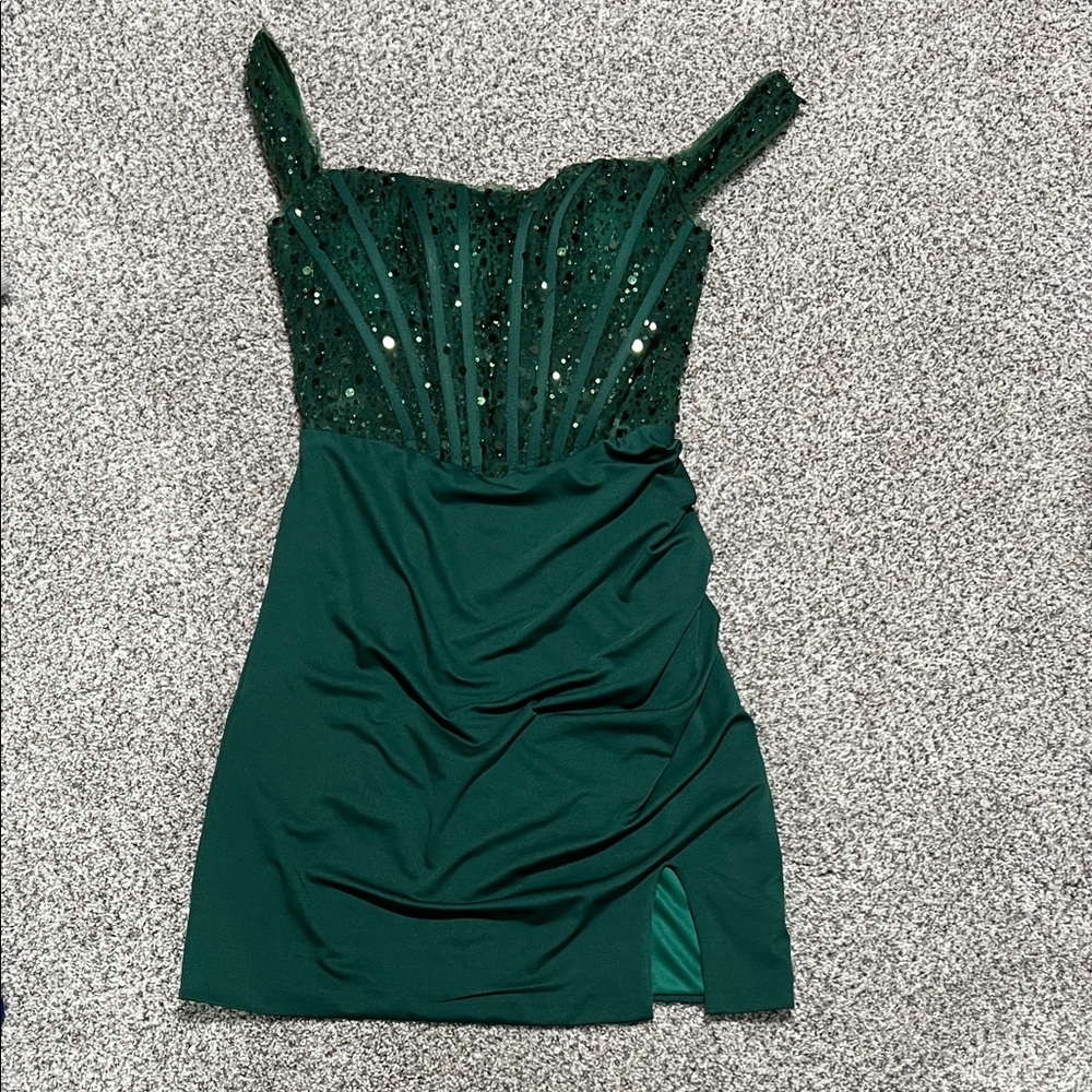 Elegant Green Beaded Homecoming Dress